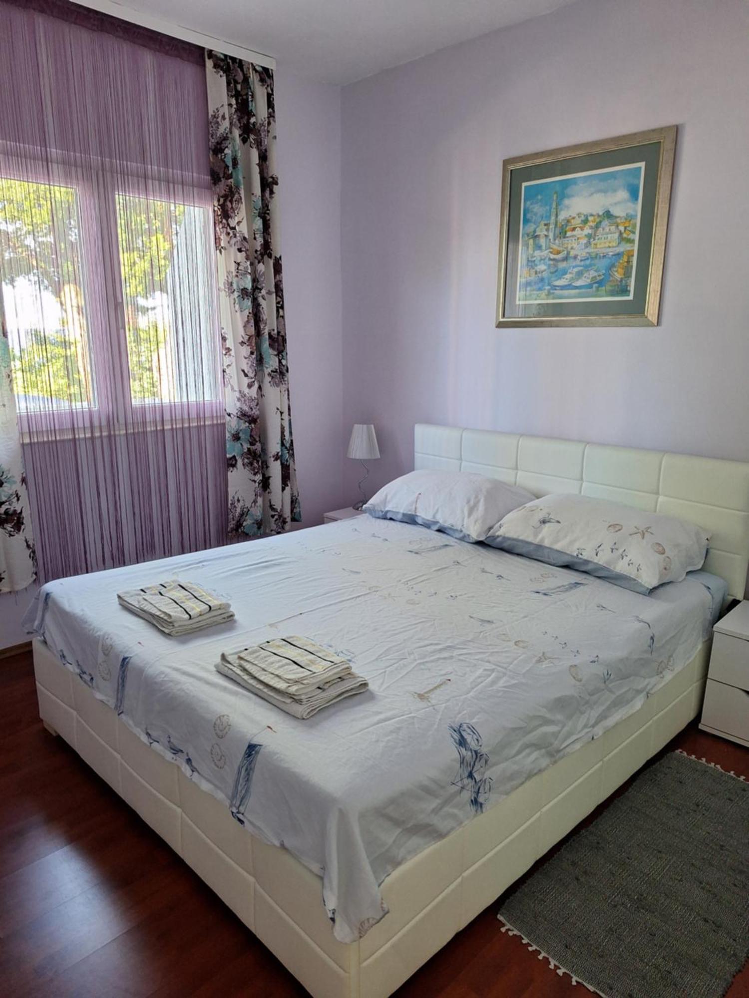 Kuca Za Odmor Coccoli Apartment Karlobag Bagian luar foto